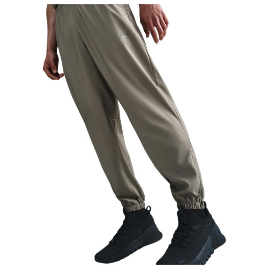 Nike Ανδρικό παντελόνι φόρμας Dri-FIT Form Tapered Versatile Pants